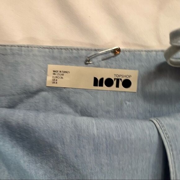 EUC✨ Topshop Moto Spaghetti Strap Denim Chambray Horn Button Mini Cotton Dress 4 - Picture 6 of 8